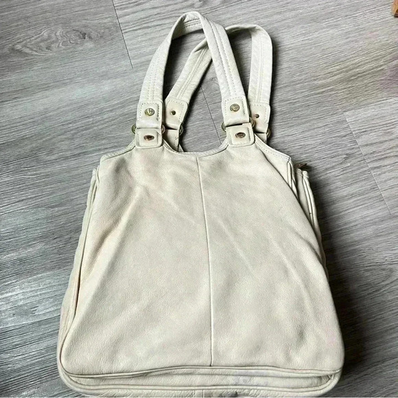 MARC  JACOBS CREAM OFF WHITE PEBBLE LEATHER SHOULDER GOLD HARDWARE BAG - Picture 7 of 15